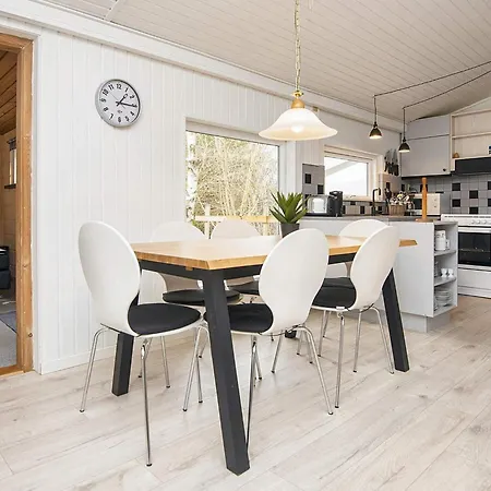 6 Person Holiday In Сasa de vacaciones Hemmet